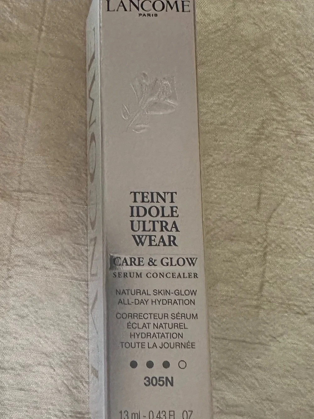 Lancome Teint Idole Ultra Wear Care & Glow Concealer - 305N